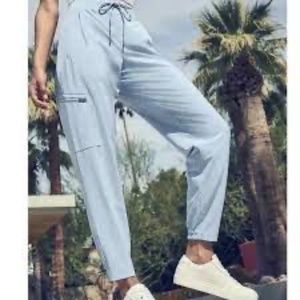 Athleta Go Far Travel Pant, Size 4